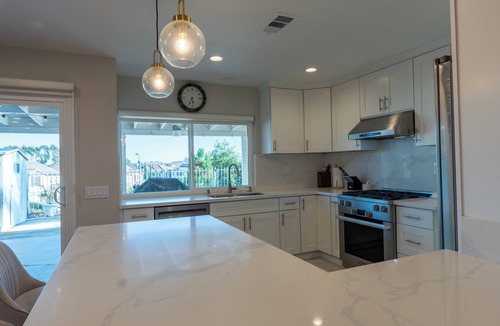Torrey Highlands House | Stunning 4-Bedroom Coastal Light Retreat In Cool San Diego