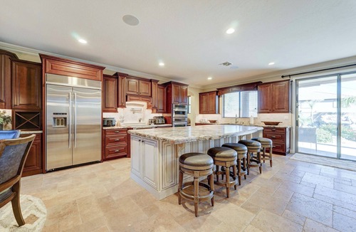 San Tan Valley House | Stunning 5-Bedroom, 3-Bathroom Western Golf Retreat in Johnson Ranch, Arizona