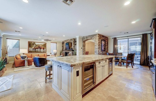 San Tan Valley House | Stunning 5-Bedroom, 3-Bathroom Western Golf Retreat in Johnson Ranch, Arizona