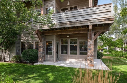 Dover Bay House | Stunning Condo | Dover Bay Waterfront Community