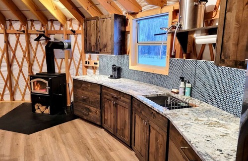 Boise County Cabin | Stunning Full Equipped Yurt with Sauna in Boise, Idaho