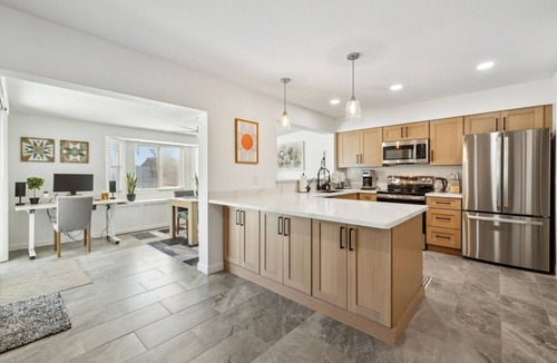 North Mountain House | Stunning Home | Heated Pool | Pergola | Grill