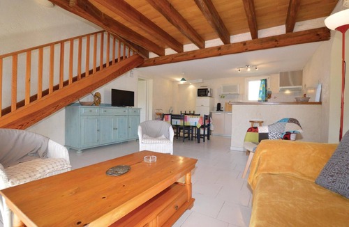 Prunete House | Stunning home in Prunete with swimming pool