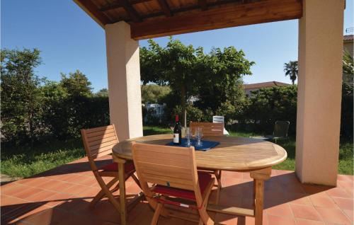 Prunete House | Stunning Home In Prunete With Swimming Pool