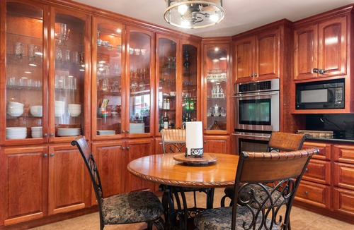 Wilbur Springs House | ♛ Stunning Lake House Smart Home w/ Boat Dock, Sauna, & Steam Shower + More ♛