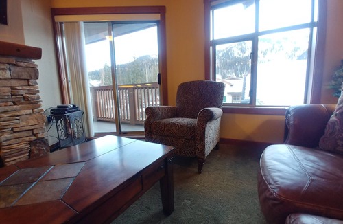 Salt Lake Mountain Resorts Condo | Stunning Mountain Views from Quiet Penthouse Powderhorn Condo