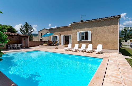 Morta House | Stunning private villa for 6 people with A/C, WIFI, private pool, TV and terrace