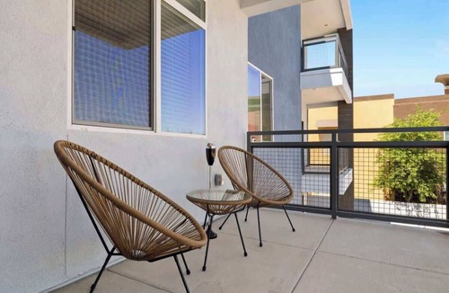 La Buena Vida Apartment | Stunning Westgate CozySuites by stadium w pool 6