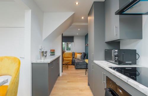 Southampton City Centre House | Stylish 4 bed, 4 En-suite in City Centre, Parking