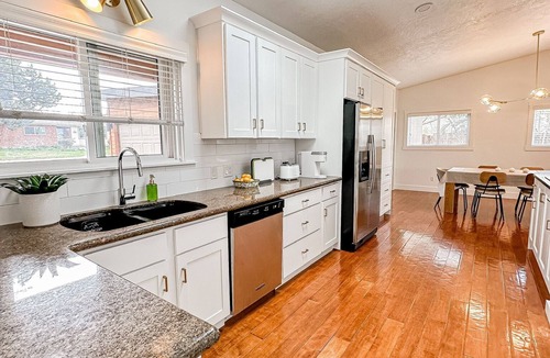 Hillcrest House | Stylish Boise Retreat w/Stunning Mountain Viewsn
