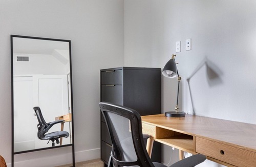 Pacific Highlands Ranch Apartment | Stylish Carmel Valley 1BR w/Spa & Gym, walk to Groceries, by Blueground