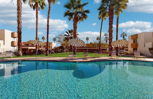Baristo Condo | Stylish, Dog-Friendly Condo w/Grill, shared Pool and Spa - Close to Downtown