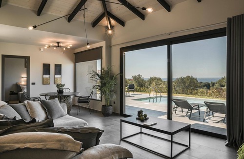 Sarlata Villa | Stylish Single Storey 2-Bed Villa, A/C, Private Pool & Sea Views close to Amenities and Beaches!