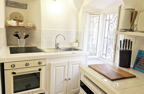 Erbalunga Apartment | Sublime atypical apartment with terrace in the heart of ERBALUNGA