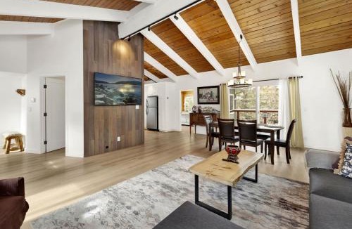 Fawnskin House | Sueños Azules- Fawnskin Retreat Cottage in Big Bear