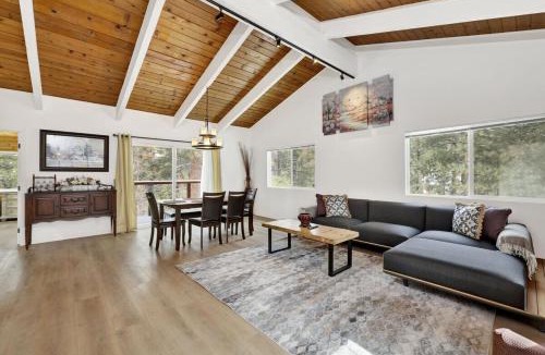 Fawnskin House | Sueños Azules- Fawnskin Retreat Cottage in Big Bear