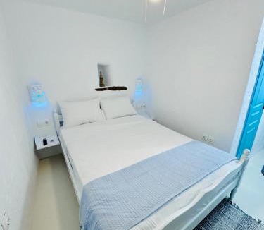 Ioulida Apartment | Summer Breeze Petite in Ioulis!