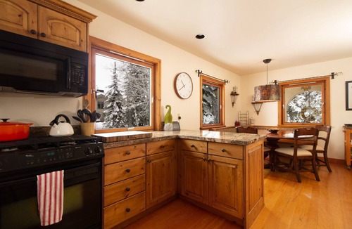 Sun Valley House | Summer Chalet Escape