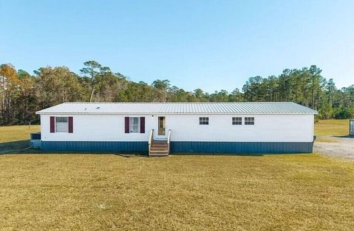 Summerville House | Summerville Farmhouse Retreat Near Charleston