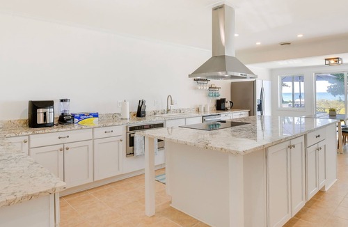 Point Lookout House | Sun-Dappled Waterfront Home on Potomac River!
