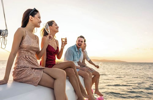 Grand Valinco Boat Rental | Sun-Kissed Sailing Adventure in Córcega