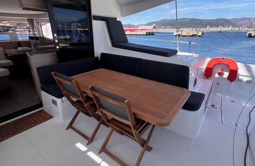 Ajaccio Boat Rental | Sun-Kissed Sailing Adventure in Córcega