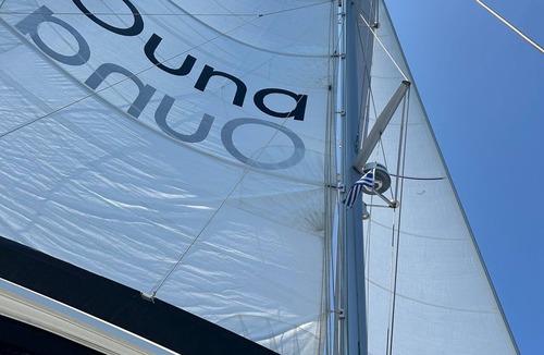Paros Boat Rental | Sun-Kissed Sailing Adventure in the Stunning Islas Cícladas