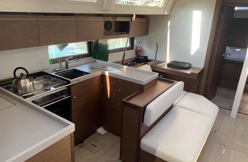 Rhodes Town Boat Rental | Sun-Kissed Sailing Adventure in Islas Sarónicas