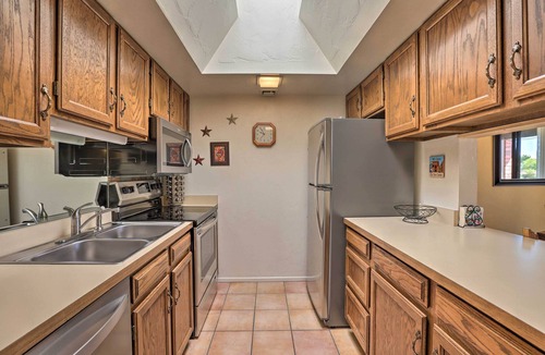 Desert Casitas House | Sun-Soaked AZ Townhome w/Private Patio & Mtn View