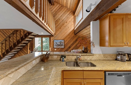 Elkhorn Village Condo | Sunburst Condo Near Skiing & Resort Amenities