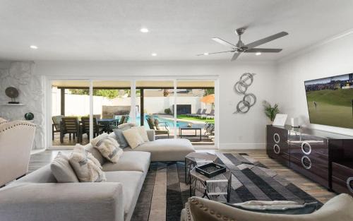 Park Scottsdale One House | Sunkiss - Pool, Spa & Mini Golf - Mins to Old Town