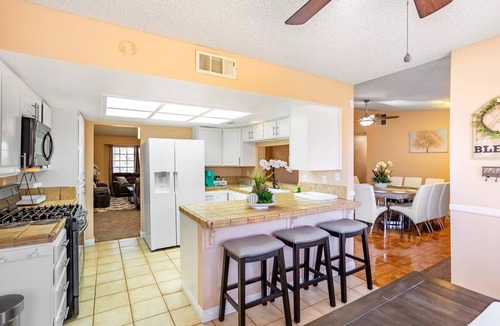 Sunrise Manor House | Sunkiss Villa - With Private Pool
