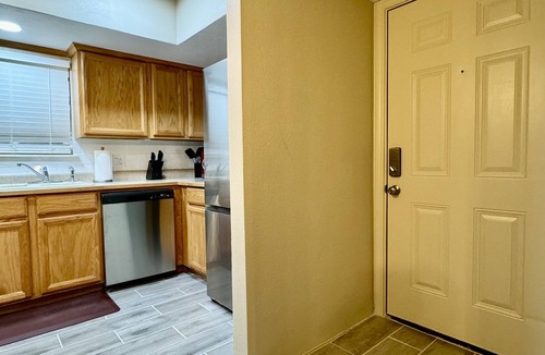 Las Cruces Condo | Sunlit Crosses Escape for Traveling Professionals