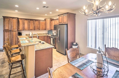 Bullhead City House | Sunny Bullhead City Gem: Off Roading Trails!