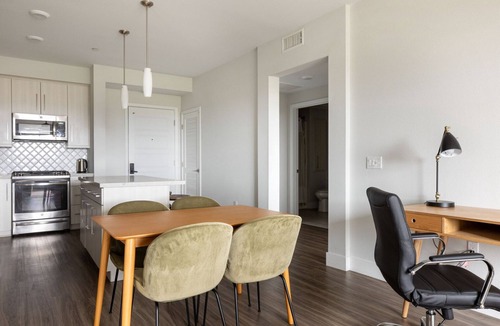 Pacific Highlands Ranch Apartment | Sunny Carmel Valley 2BR w/Gym, BBQ, & W/D, nr Dining, by Blueground