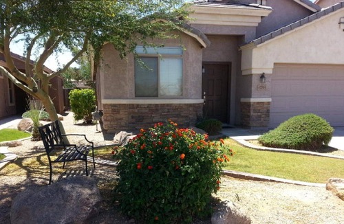 Maricopa House | Sunny Maricopa spacious Vacation Home. Clean 3Bd/2Bath. Close to everything