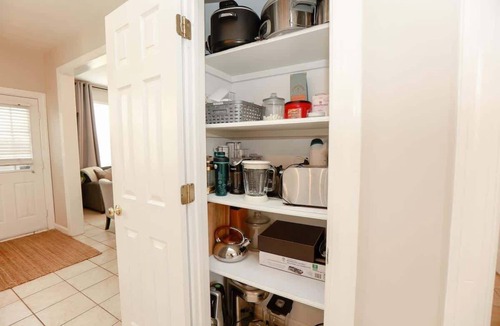 Dam Neck House | Sunrise Inlet Views 4BD Quick Walk to Beach