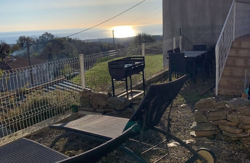 Taglio-Isolaccio House | Sunrise over the sea