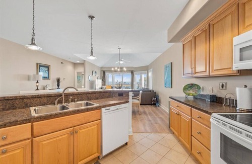 Chincoteague Condo | Sunset Bay 306 by Seaside Vacations & Sales