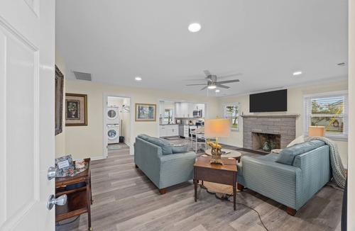 Bridgeton Cottage | Sunset Beach on the Neuse River in Bridgeton, NC