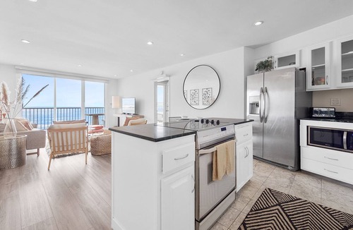 Ocean Beach Condo | Sunset Cliffs Dream - Ocean Front Luxury Condo