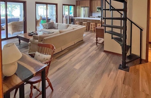 Kelleys Island House | Sunshine Daydream - 4 Bedrooms/2.5 Bathrooms