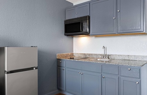 Fort Wayne Hotel | Super 8 by Wyndham Fort Wayne