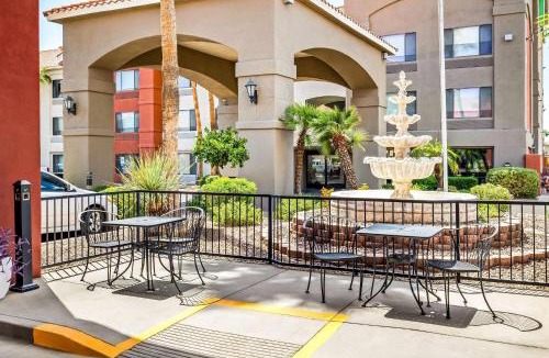 Cortaro Hotel | Super 8 by Wyndham Marana/Tucson Area