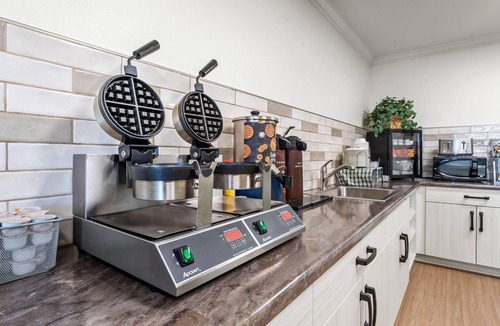 Montpelier Hotel | Super 8 by Wyndham Montpelier