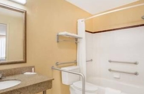 Sumter Hotel | Super 8 by Wyndham Sumter