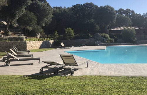 Porto-Vecchio Apartment | Superb apartment terrace & private garden in protected area with swimming pool & 2 tennis courts