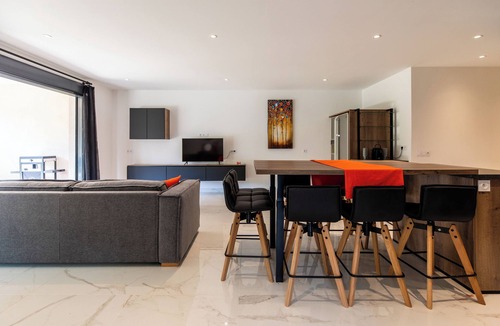 Bonifacio Apartment | Superb new apartment Bonifacio