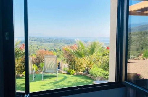 Solenzara Apartment | Superbe Logement 4 Personnes 🌊 vue mer et Montagne