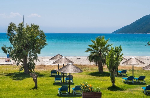 Vassiliki Hotel | Surf Hotel